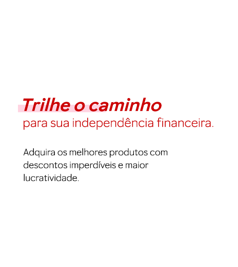 Mulher maquiada e sorrindo